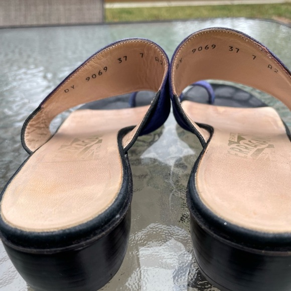 Salvatore Ferragamo women’s sandals - Picture 8 of 9